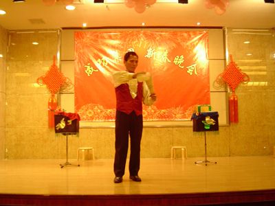 点击新窗口打开大图